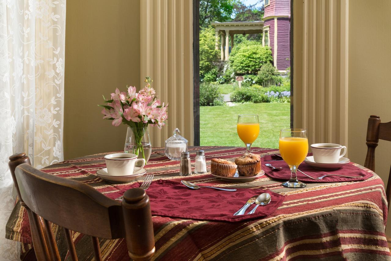 Rockland Talbot House Bed & Breakfast Ngoại thất bức ảnh